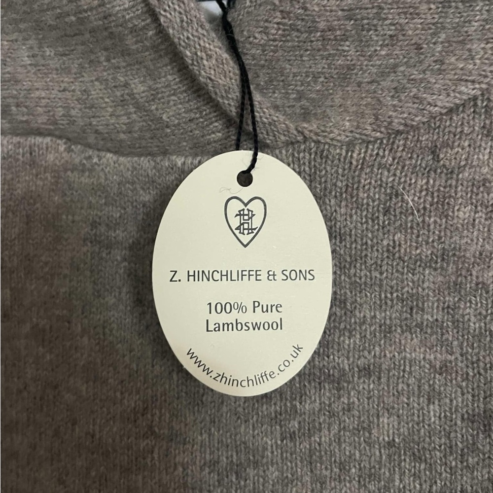 100% LAMBSWOOL Hooded Long-sleeved Sweater - Descended From Odin (UK) - Picture 6 of 8
